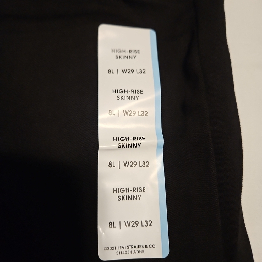 Denizen from Levi's Black Women Jeans - Picture 6 of 9